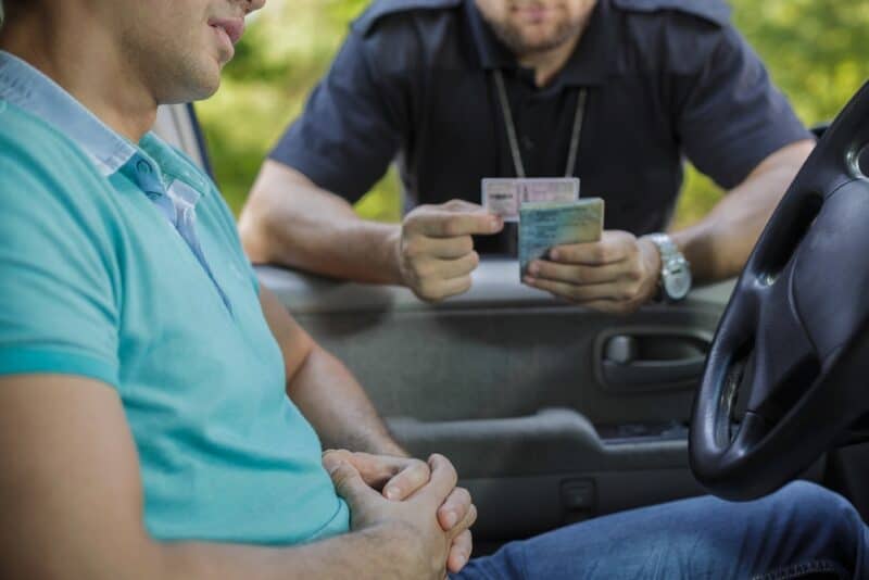 man getting pulled over by cop for dui